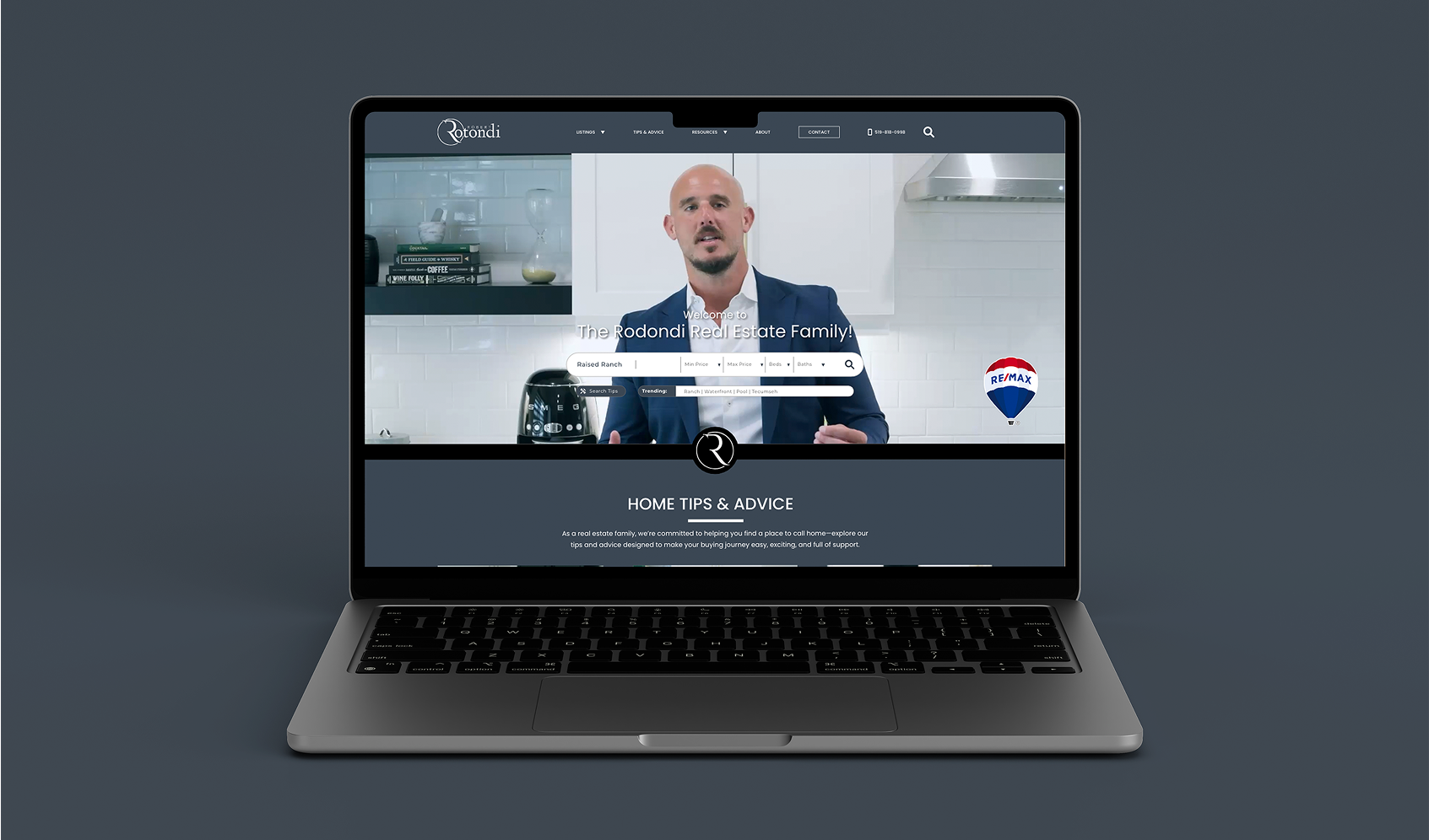 Robert Rotondi homepage displayed on a laptop screen